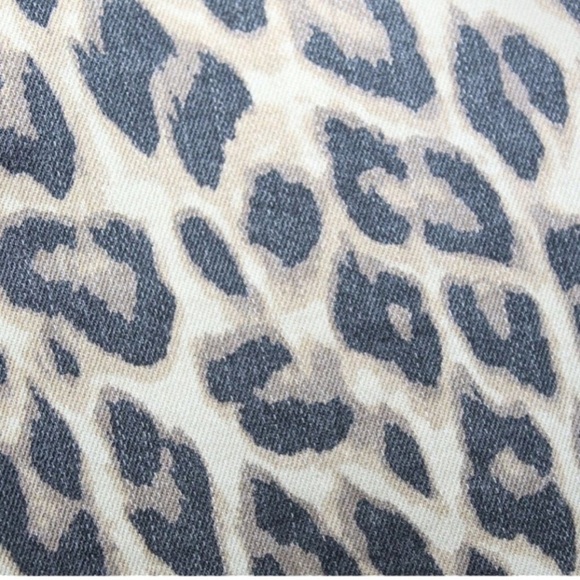 JUDY BLUE Mid Rise Skinny Fit Leopard Print Jeans Size 7/28 - Picture 4 of 11